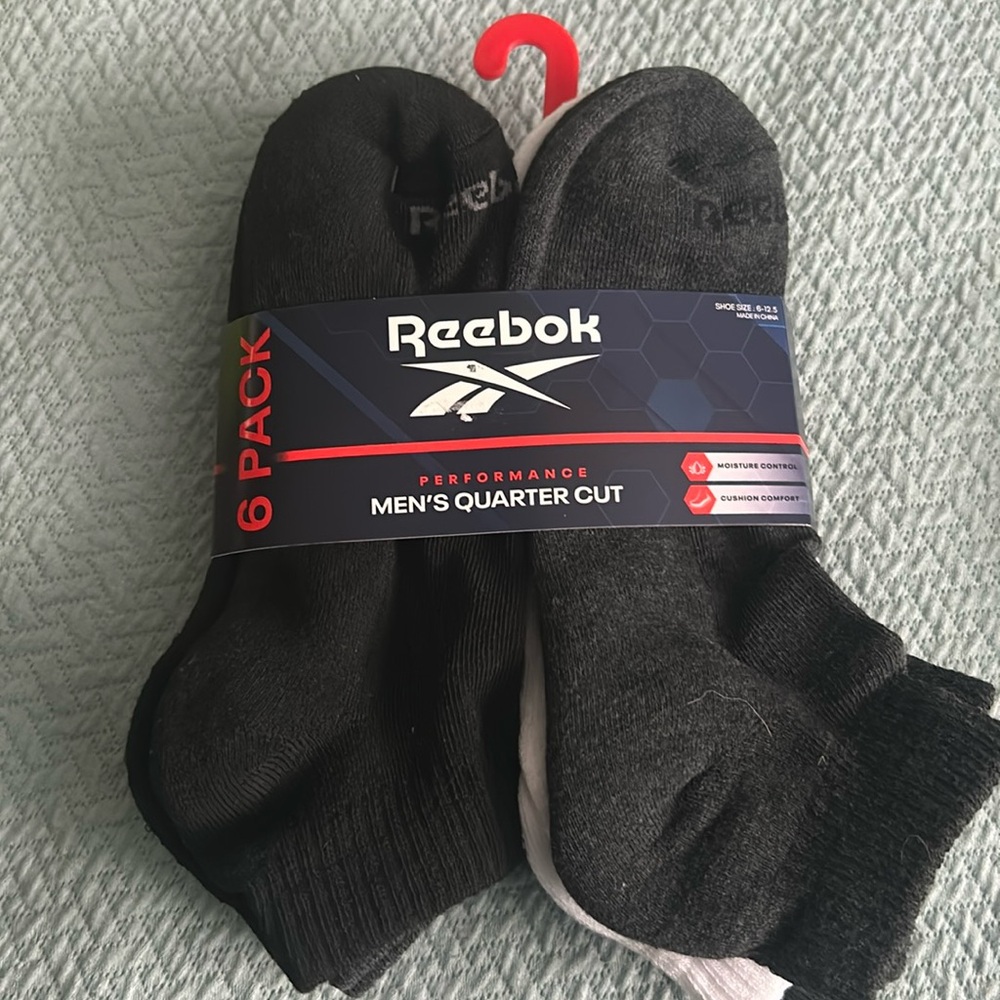 NWT Redbox Mens Quarter Cut size 6-12 set of 6 pairs of socks